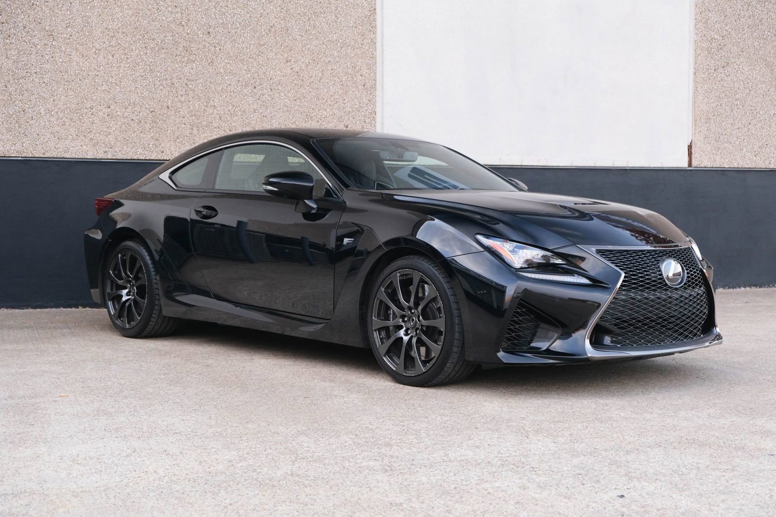Used 2015 Lexus RC F image 4