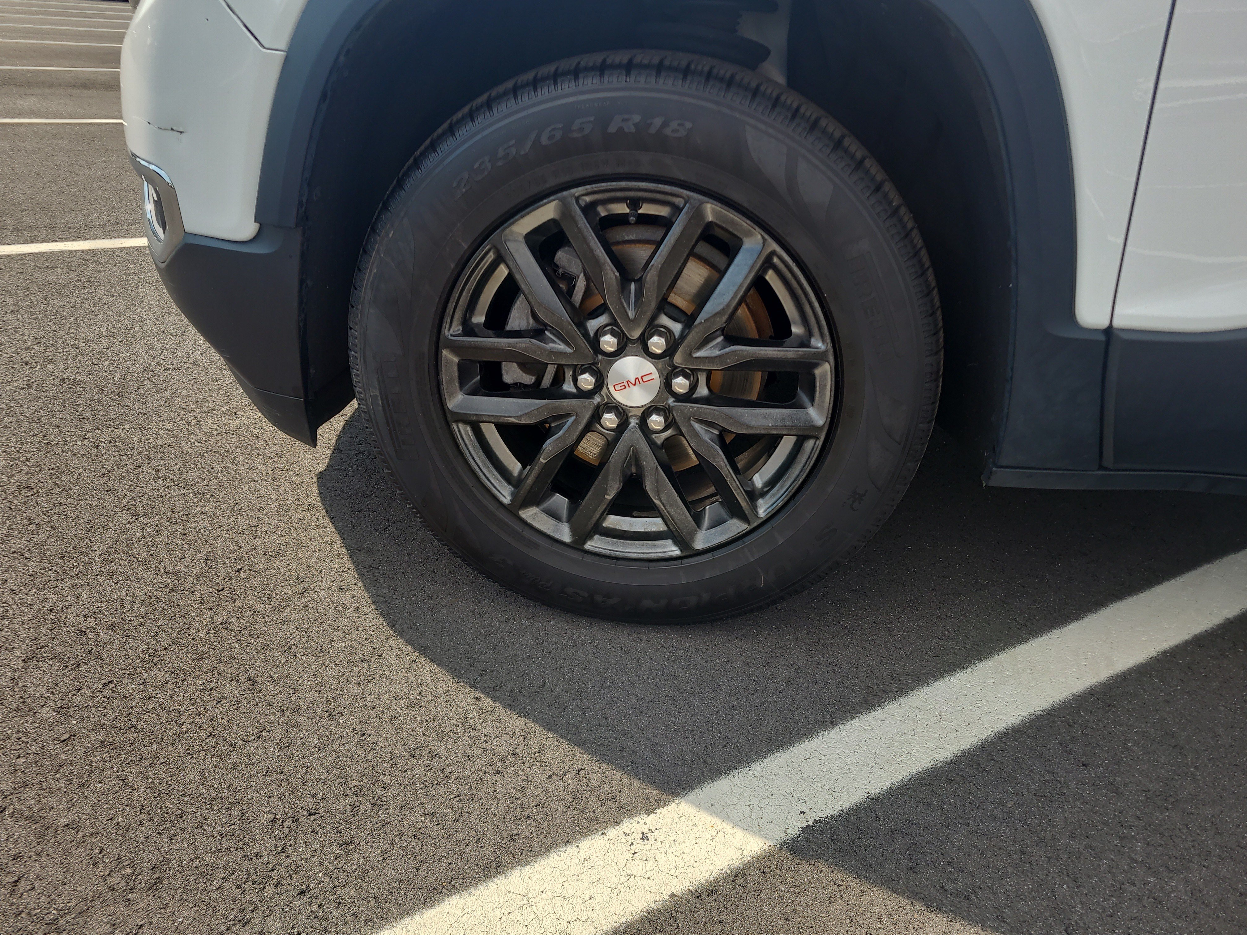 Used 2019 GMC Acadia SLT AWD/4WD image 9