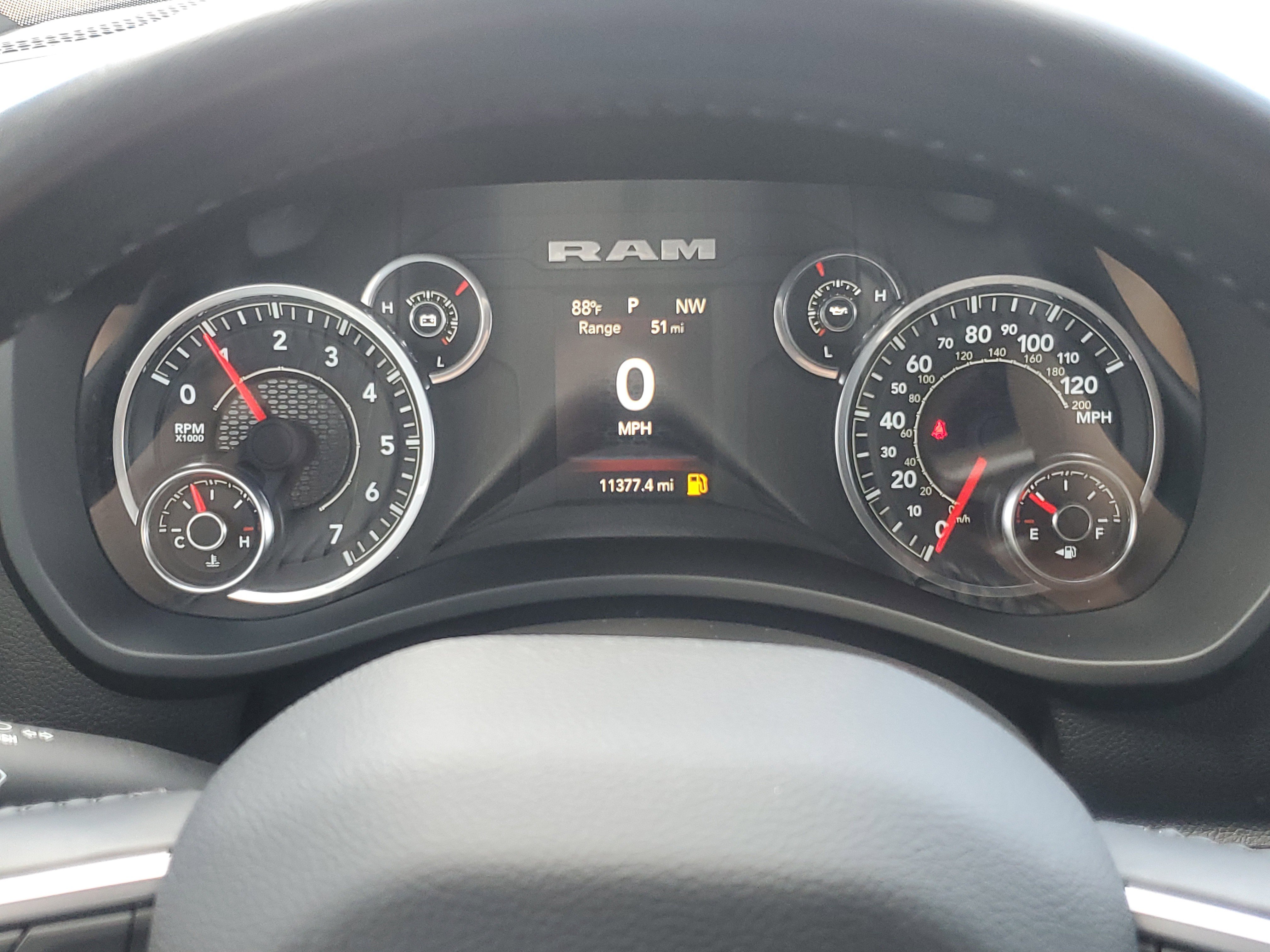 Used 2024 RAM 2500 Big Horn w/ Sport Appearance Package image 11