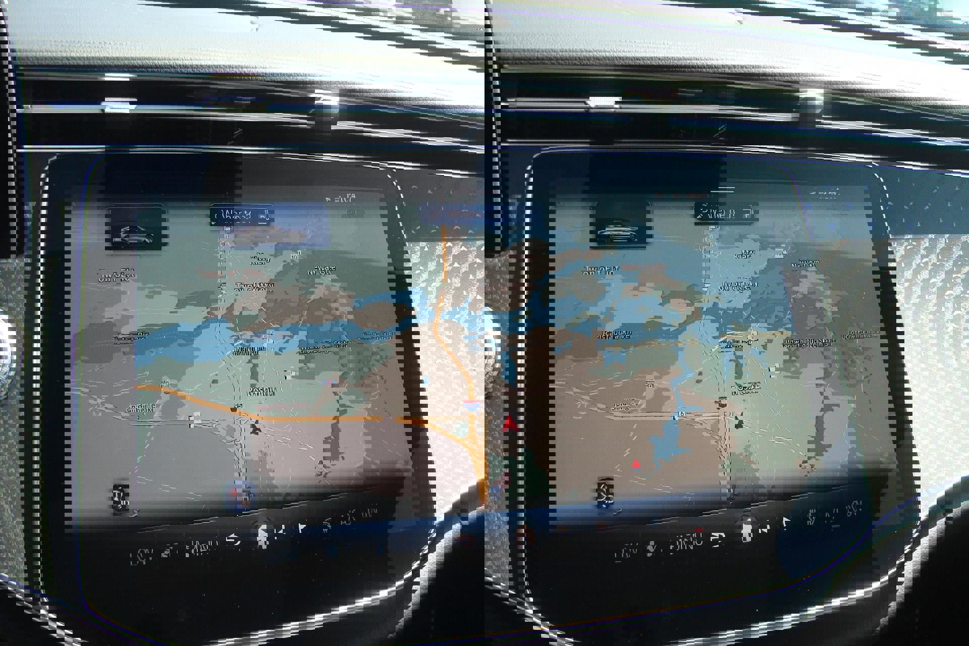 Used 2024 Mercedes-Benz E 350 4MATIC Sedan image 16