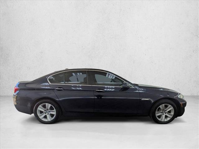 Used 2013 BMW 528i xDrive Sedan AWD/4WD image 4