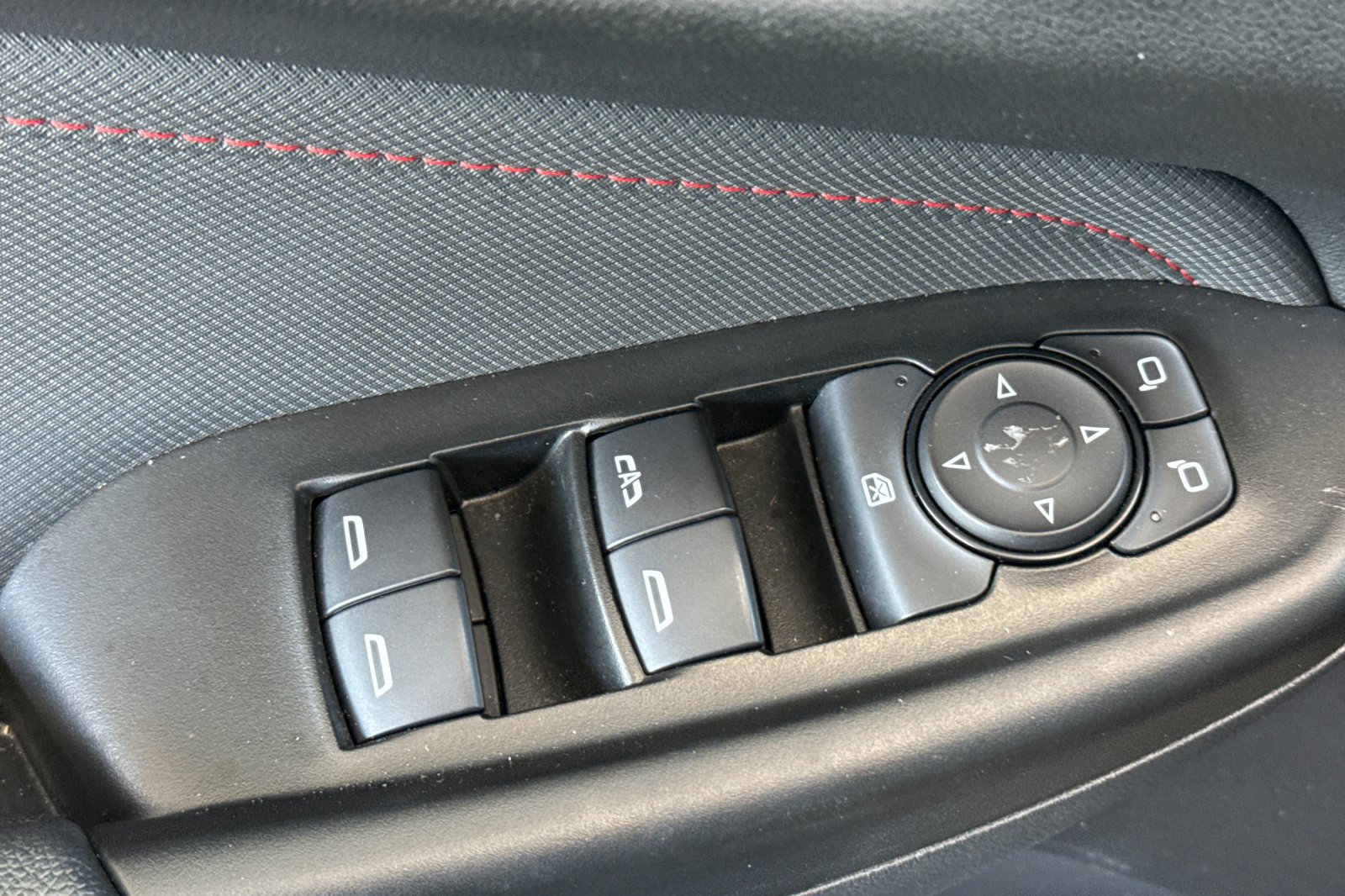 Used 2024 Chevrolet TrailBlazer RS FWD image 18