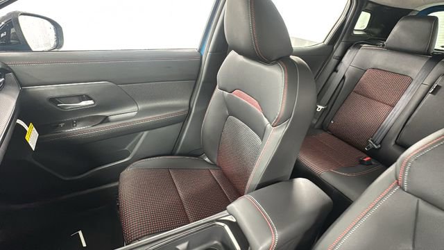 New 2026 Nissan Kicks SR w/ Cold Weather Package image 13