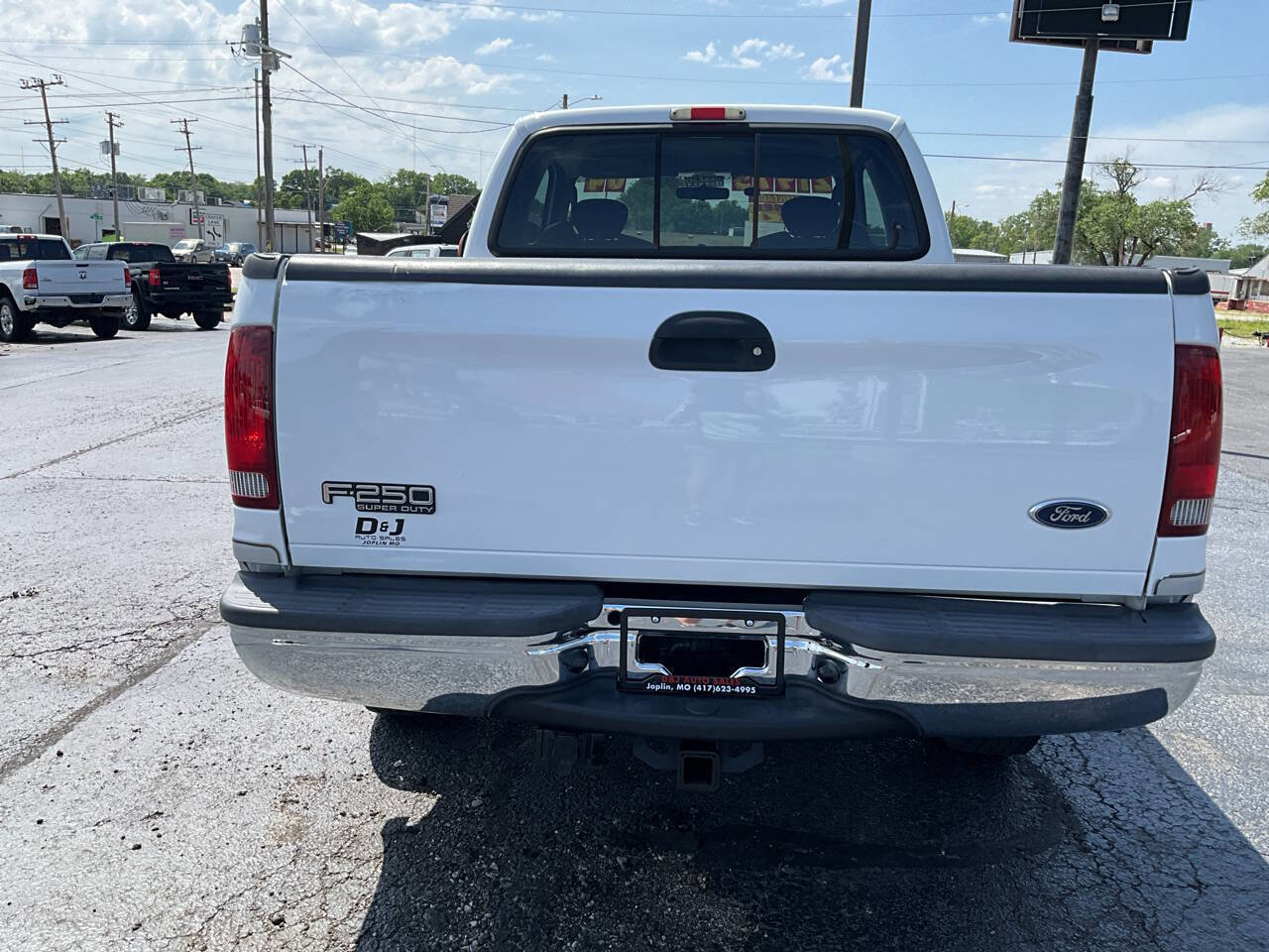 Used 2004 Ford F250 XLT AWD/4WD image 4