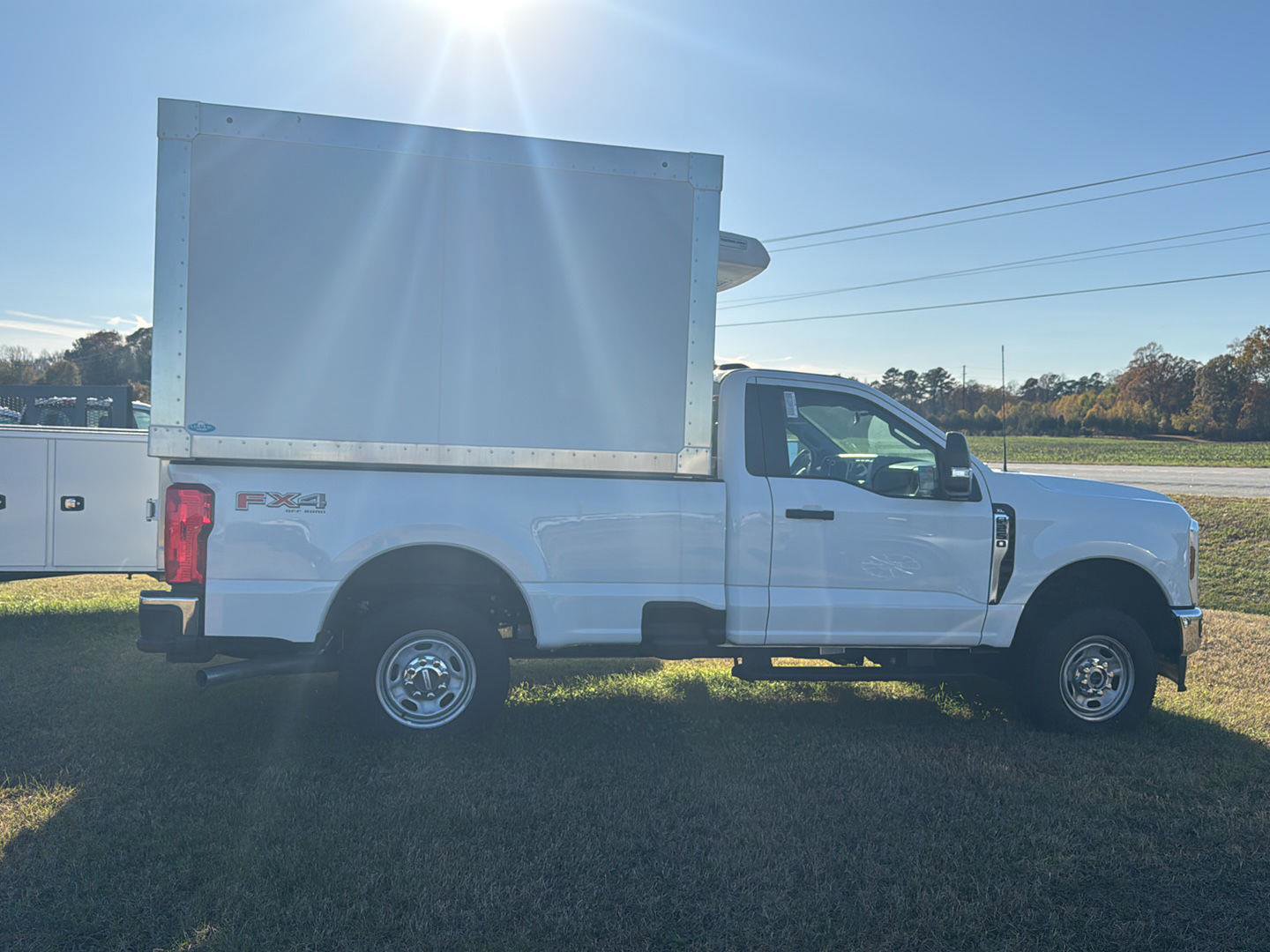 New 2024 Ford F250 XL w/ FX4 Off-Road Package image 11