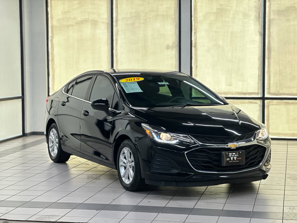 Used 2019 Chevrolet Cruze LT w/ Convenience Package