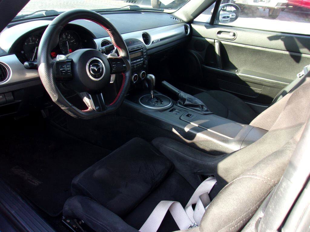 Used 2015 MAZDA MX-5 Miata Club image 5