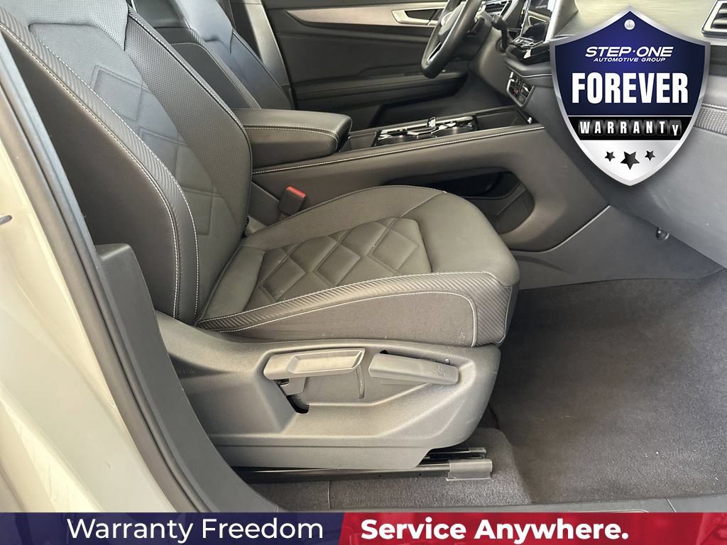Used 2025 Volkswagen Atlas Cross Sport SE FWD image 39