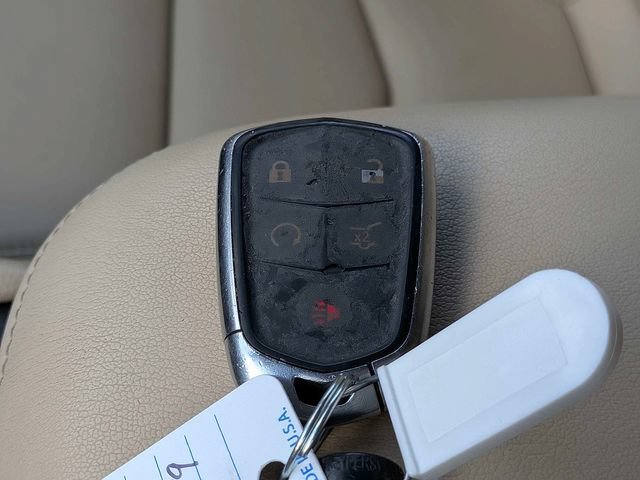Used 2018 Cadillac XT5 Luxury w/ Driver Awareness Package FWD image 34