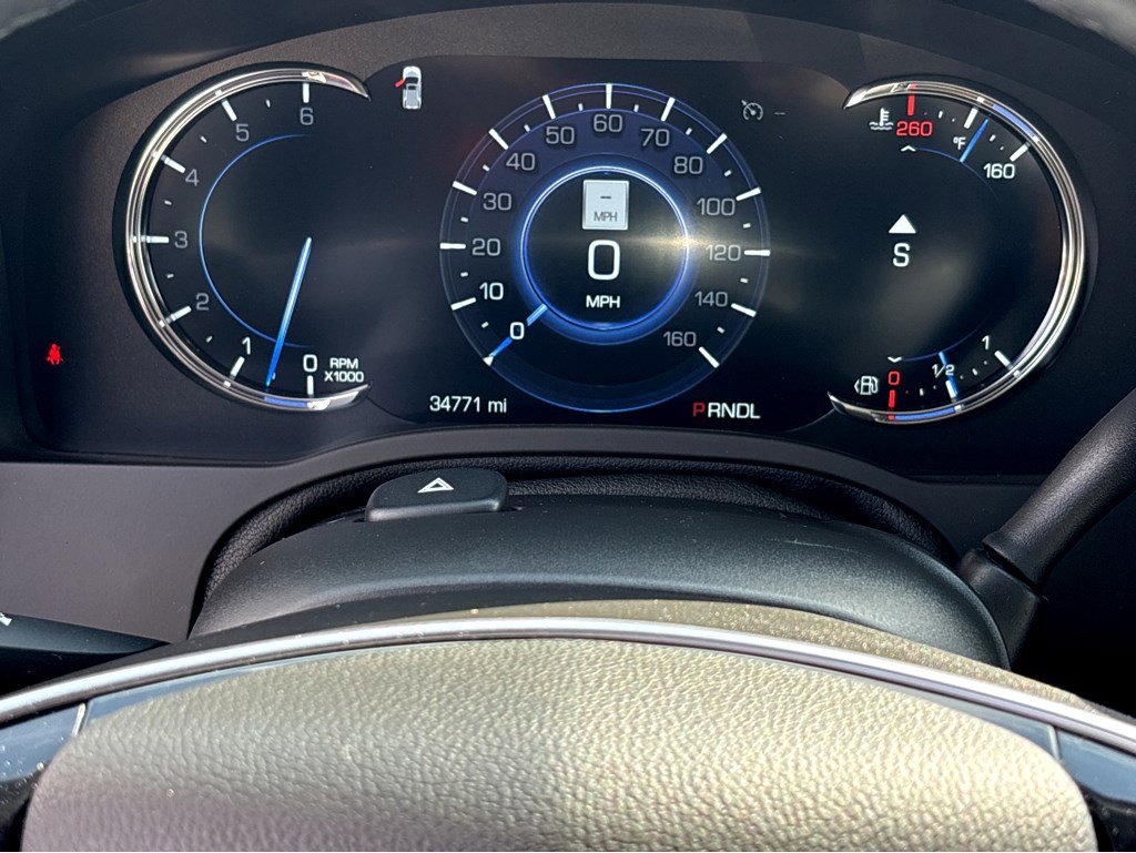 Used 2020 Cadillac Escalade Luxury image 5