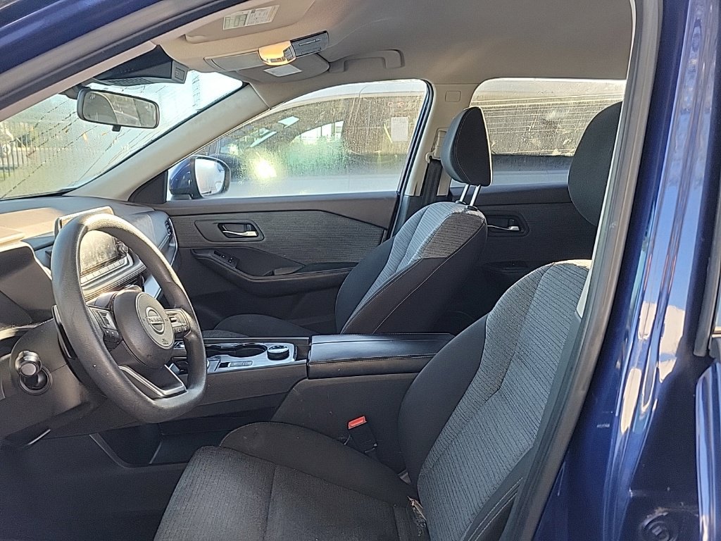 Used 2021 Nissan Rogue SV AWD/4WD image 6