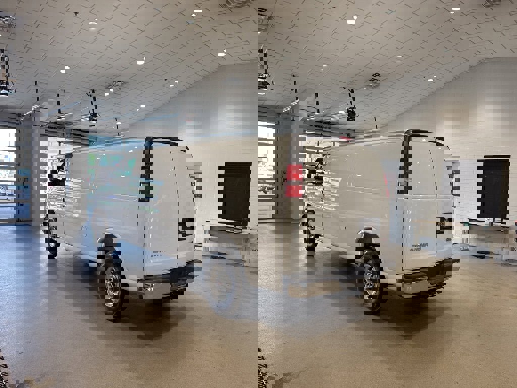 New 2025 GMC Savana 2500 Work Van w/ Driver Convenience Package image 8