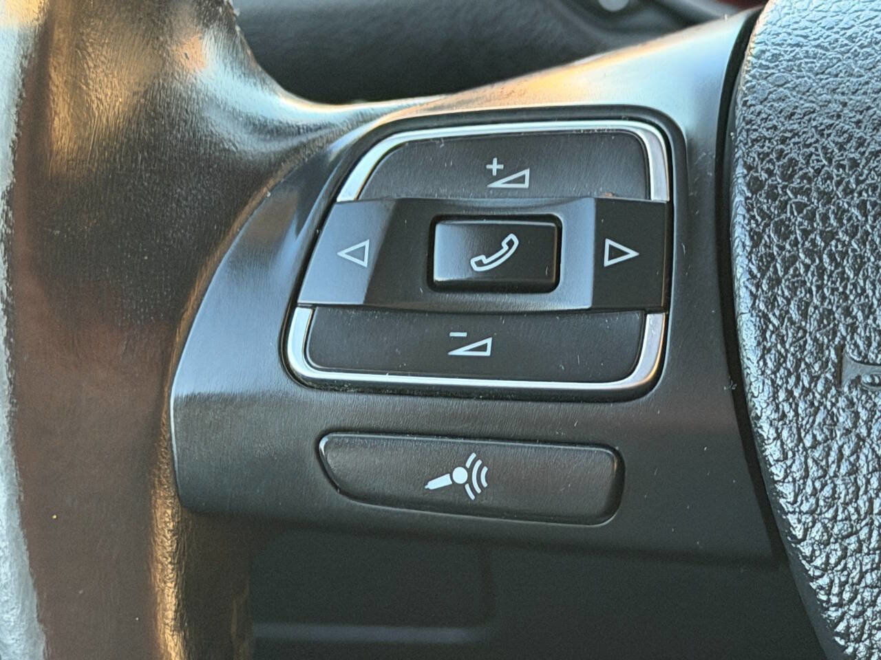 Used 2013 Volkswagen Jetta S image 36