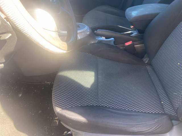 Used 2015 Nissan Juke S FWD image 8