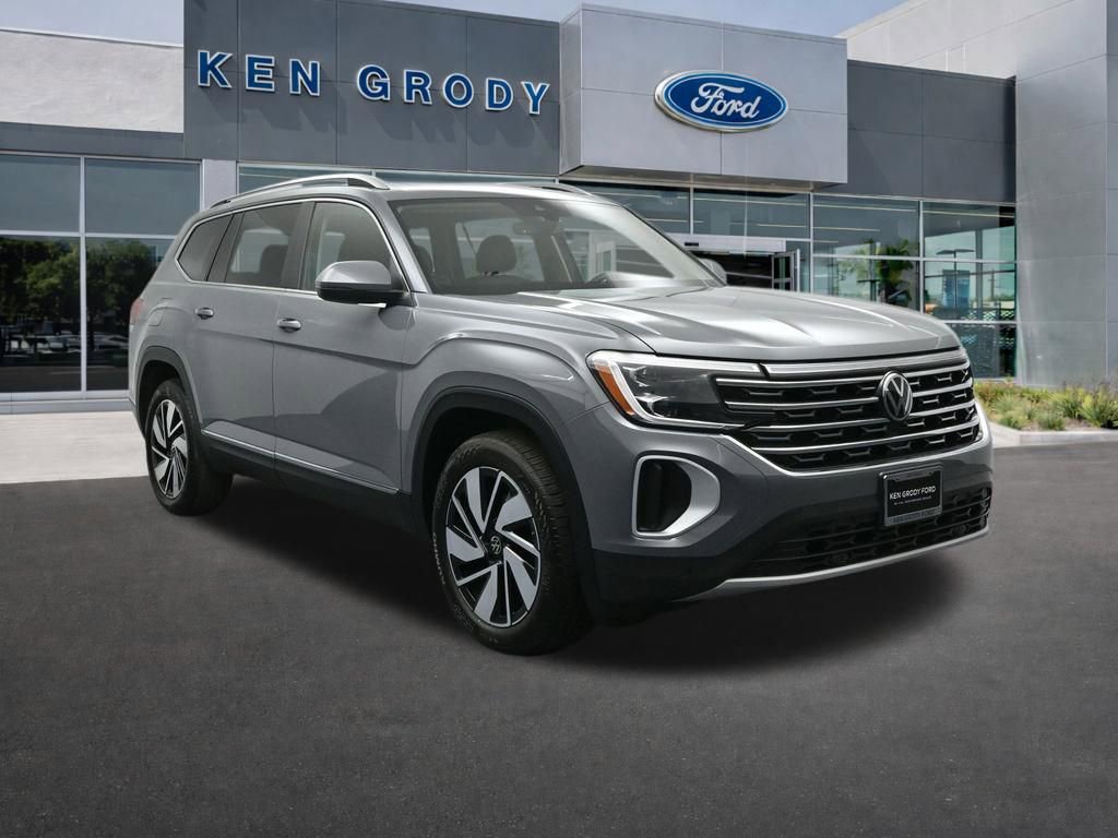 Used 2025 Volkswagen Atlas SEL image 1