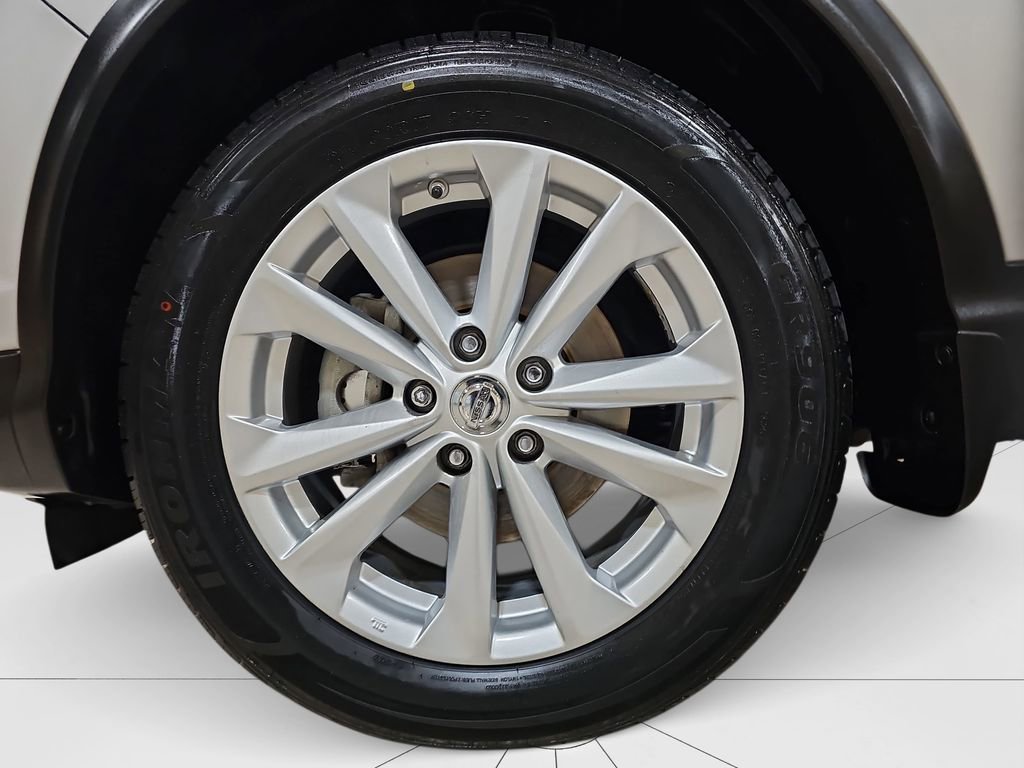 Used 2018 Nissan Rogue Sport S w/ S Appearance Package image 22