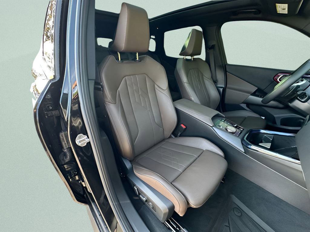 Certified 2025 BMW X3 xDrive30i w/ Premium Package AWD/4WD image 24