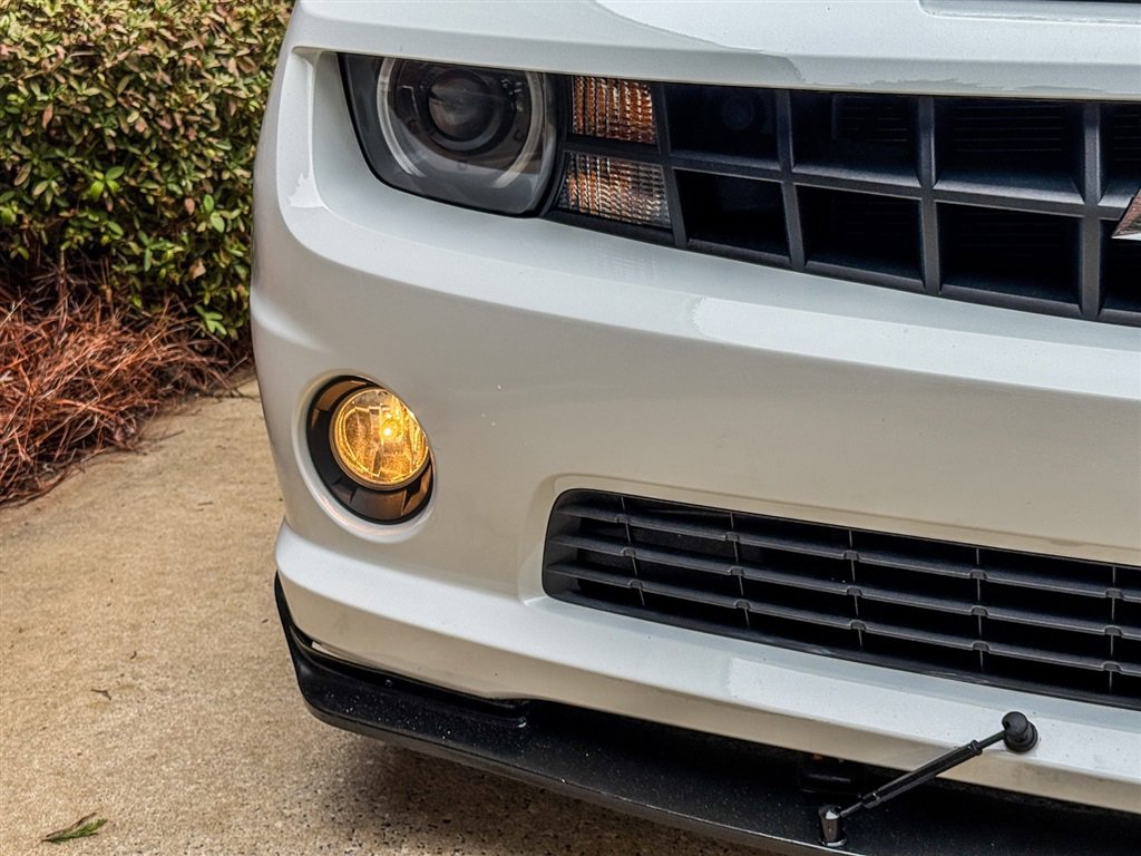 Used 2010 Chevrolet Camaro SS w/ RS Package RWD image 12