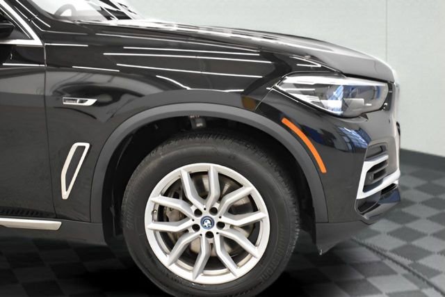 Used 2022 BMW X5 xDrive45e image 13
