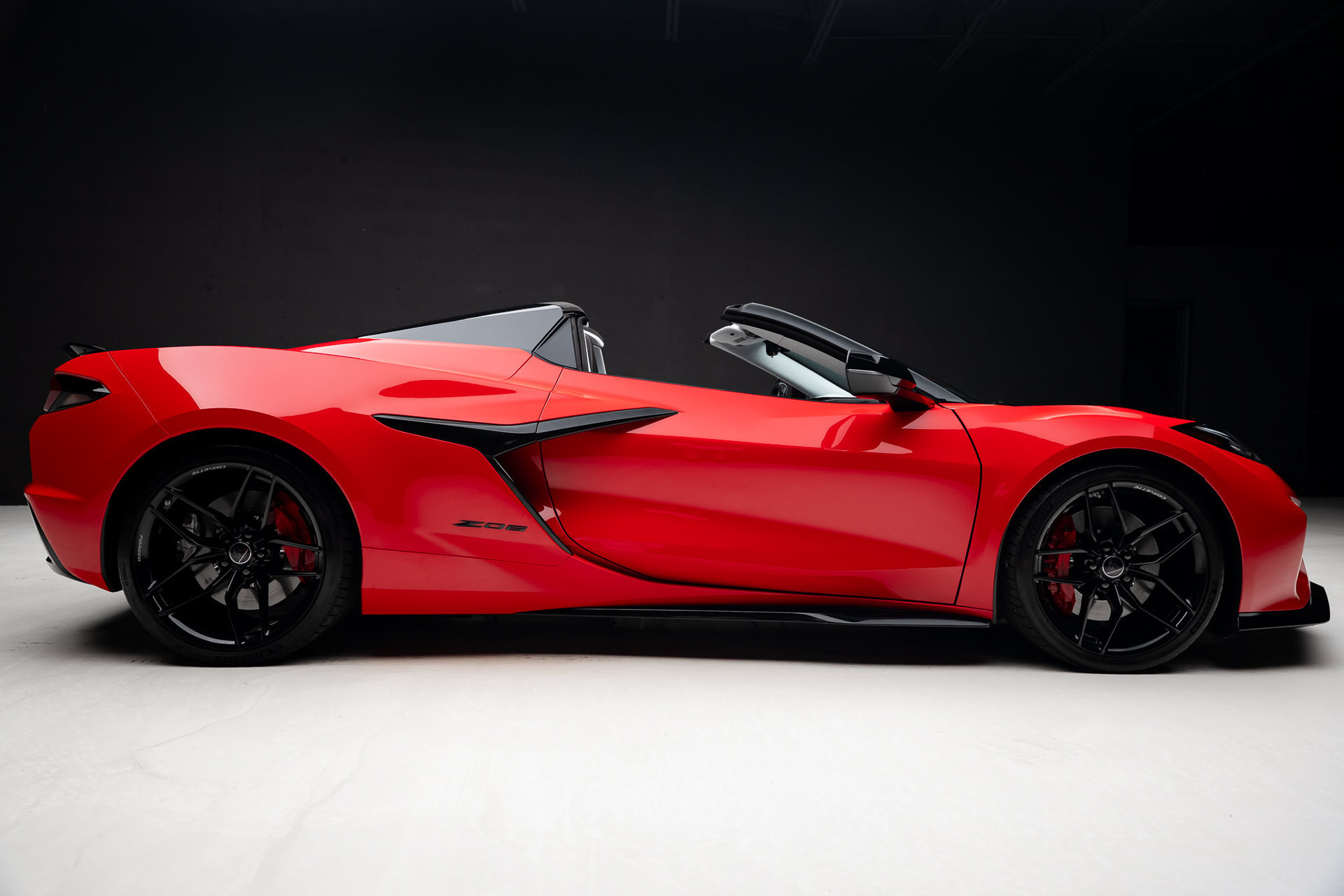 Used 2026 Chevrolet Corvette Z06 RWD image 38