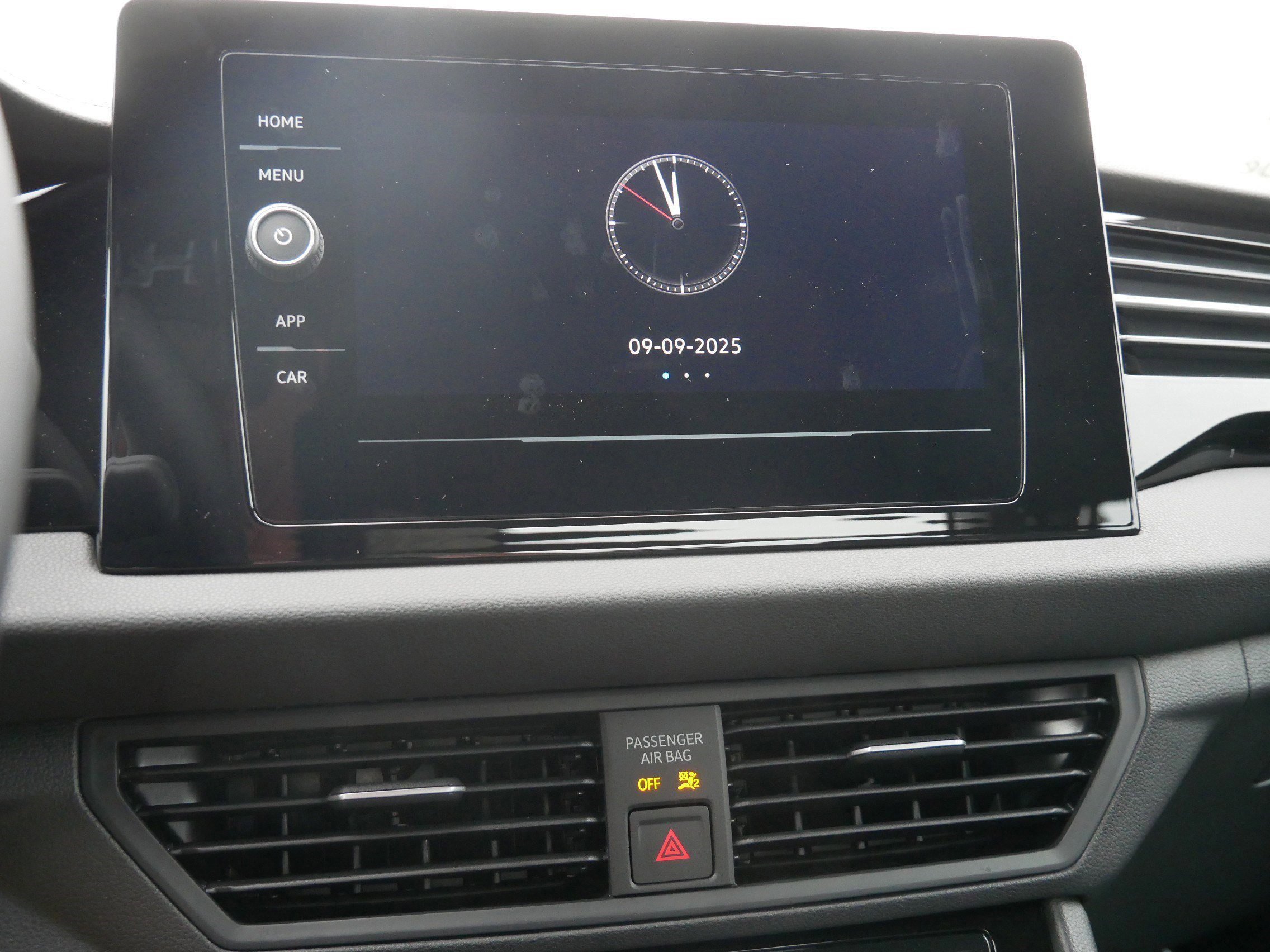 New 2025 Volkswagen Jetta Sport image 11