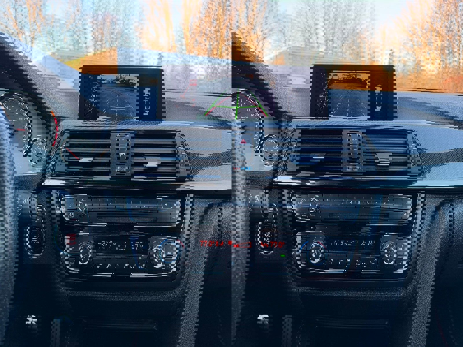 Used 2015 BMW M4 Convertible image 12