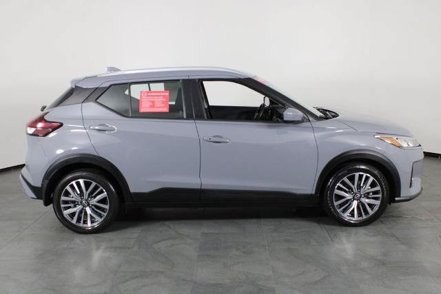 Certified 2023 Nissan Kicks SV FWD image 12