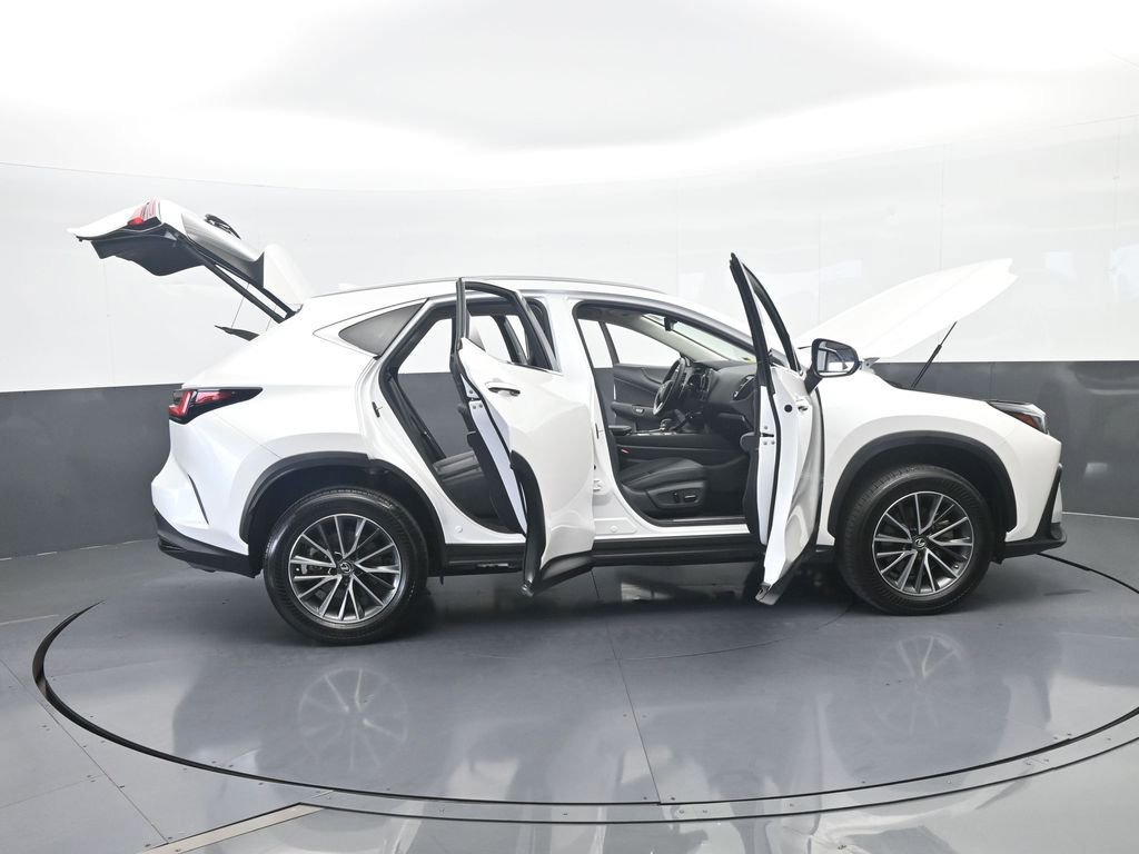 Used 2023 Lexus NX 250 FWD w/ Towing Package (2000 Lbs) image 68