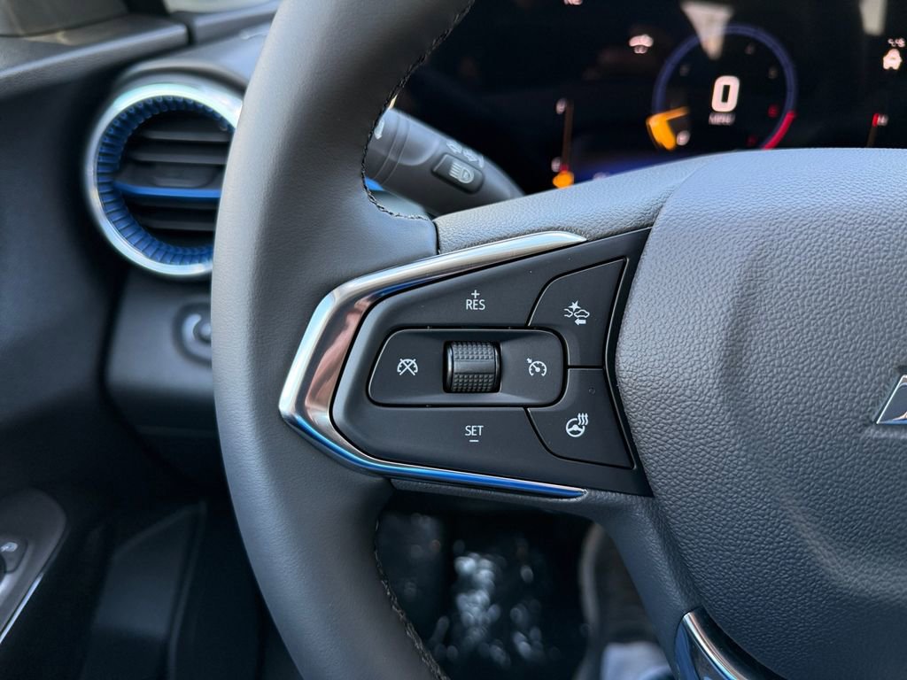 New 2026 Chevrolet Trax LT w/ Sunroof Package image 19