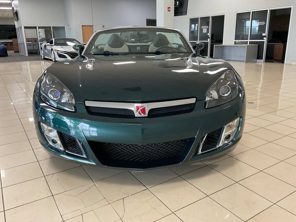Used 2008 Saturn Sky Red Line RWD image 2