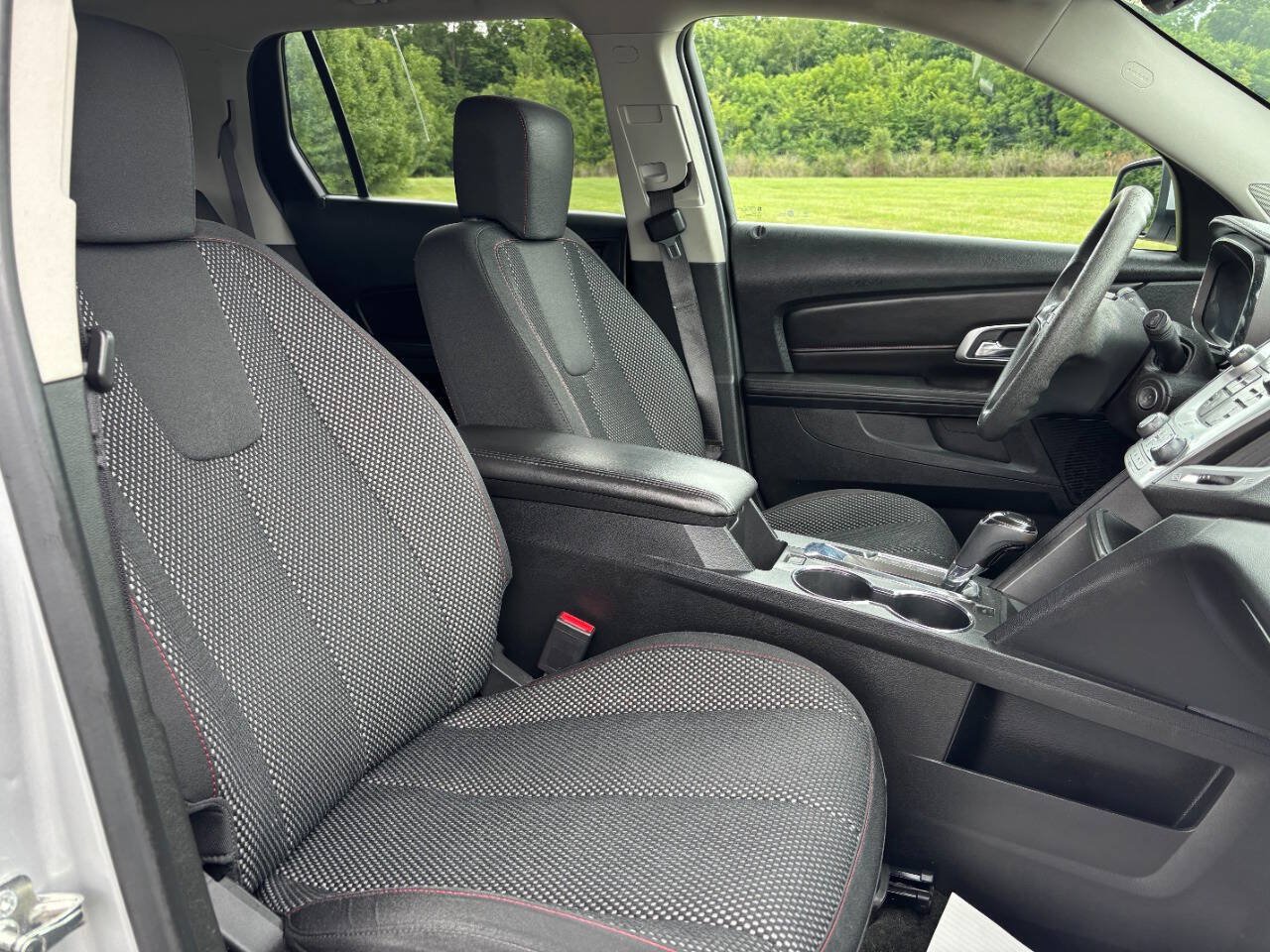 Used 2016 GMC Terrain SLE FWD image 9