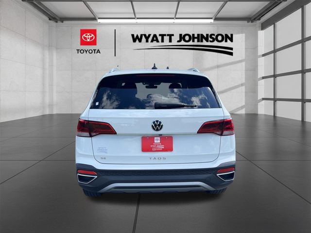 Used 2024 Volkswagen Taos SE FWD image 5