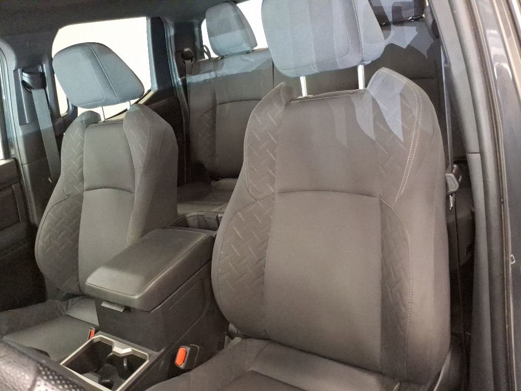 Used 2024 Toyota Tacoma SR AWD/4WD image 17