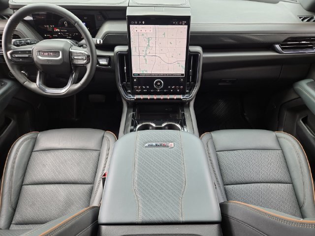 Used 2025 GMC Yukon AT4 w/ AT4 Premium Package AWD/4WD image 29