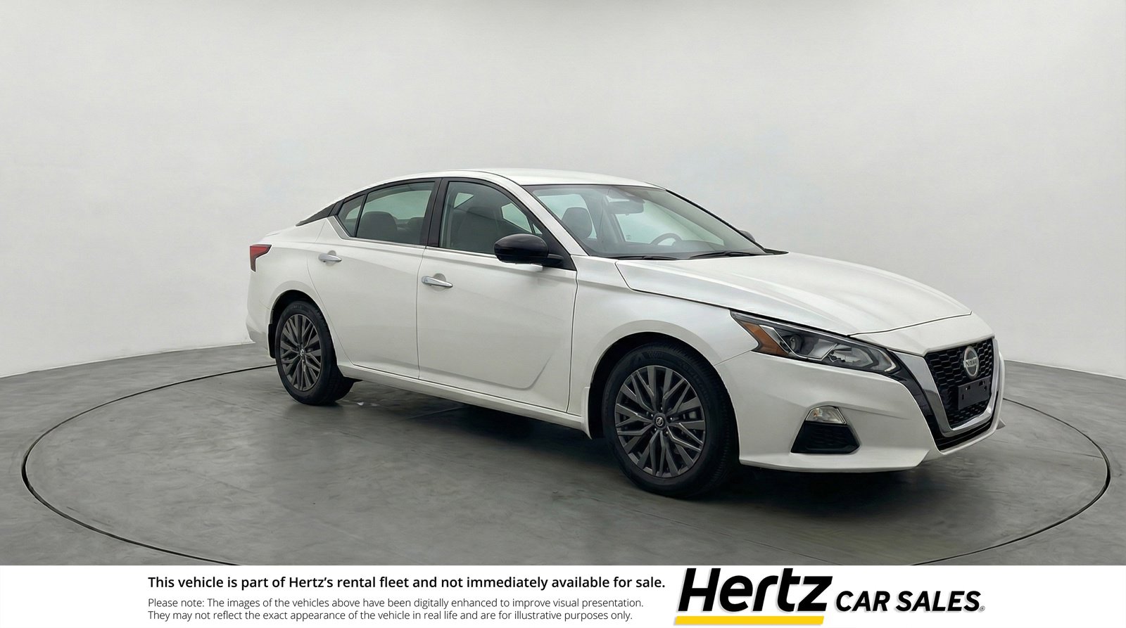 Used 2025 Nissan Altima 2.5 SV image 1