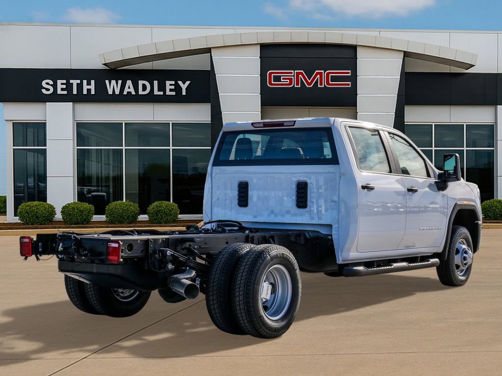 New 2026 GMC Sierra 3500 Pro image 7