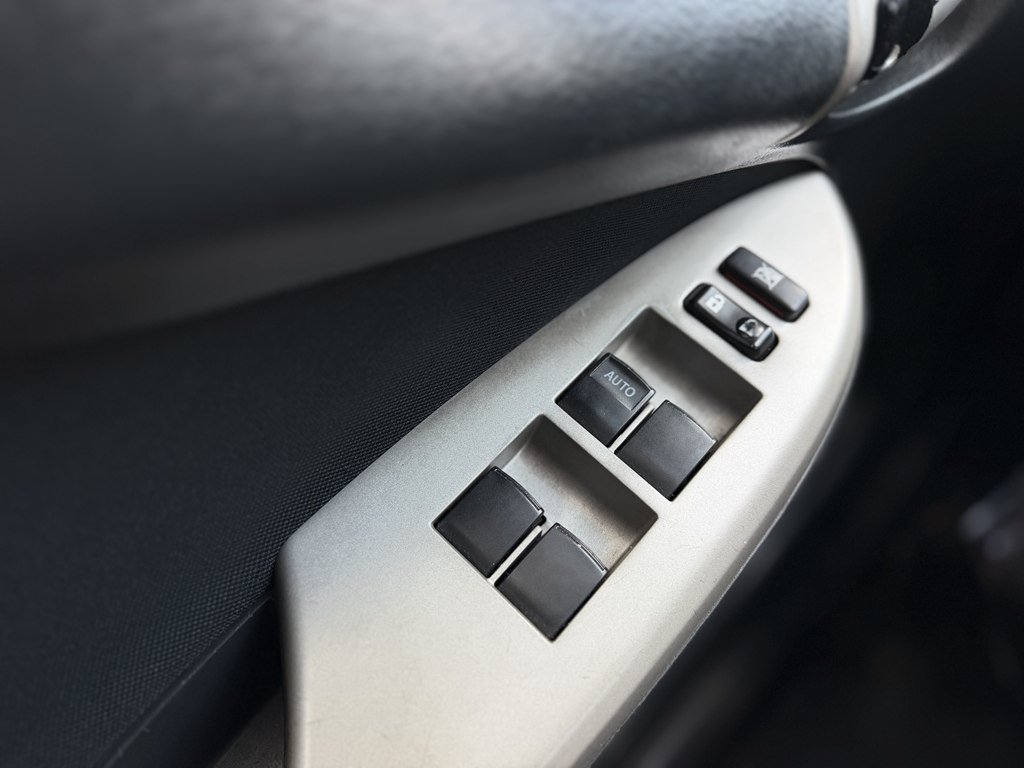 Used 2013 Toyota Corolla S w/ Premium Pkg FWD image 7