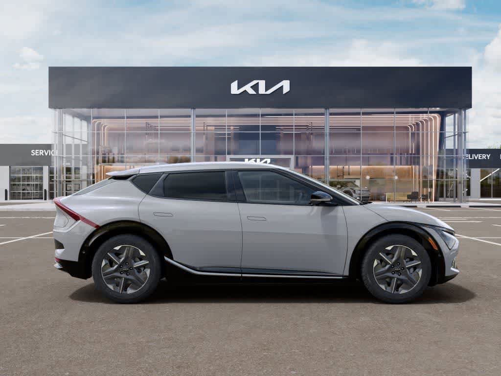 New 2025 Kia EV6 Light w/ Light LR Technology Package AWD/4WD image 7