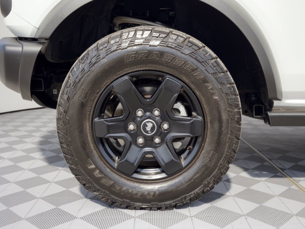 Certified 2024 Ford Bronco Black Diamond AWD/4WD image 13