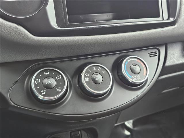 Used 2016 Toyota Yaris SE image 25