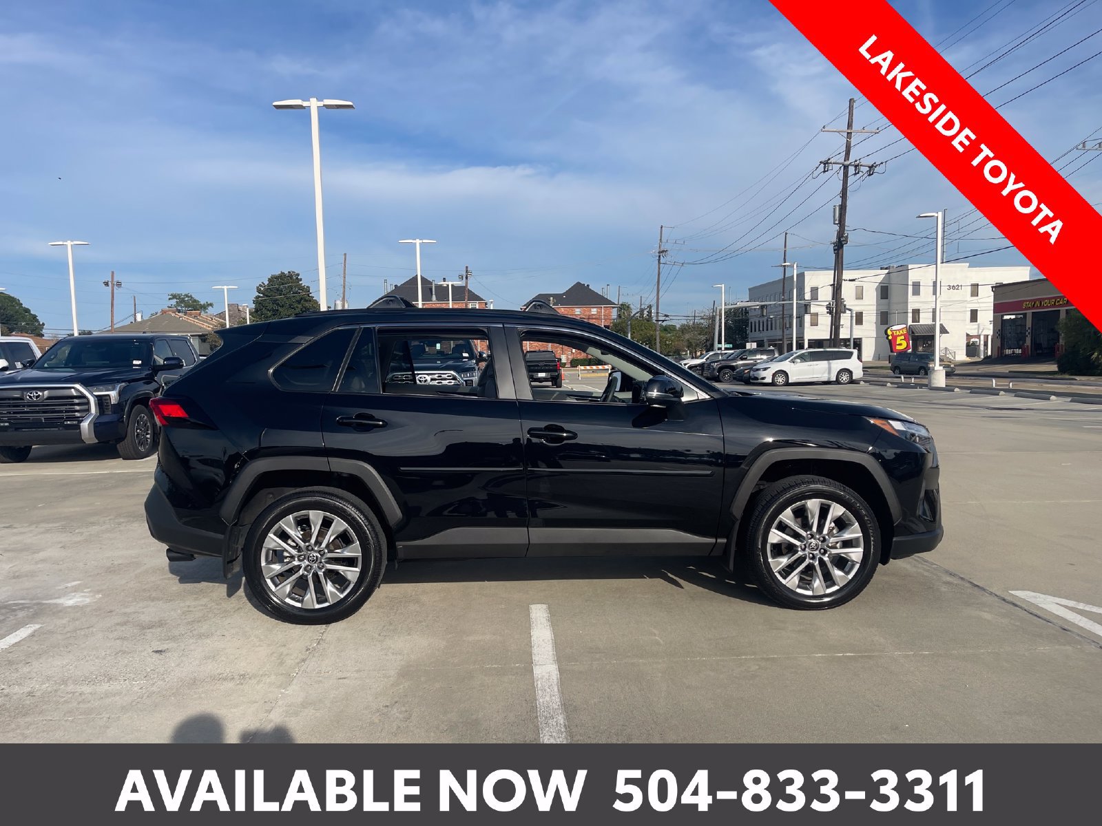 Used 2025 Toyota RAV4 XLE Premium FWD image 7