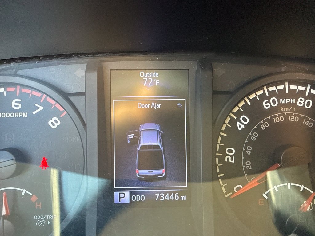 Used 2018 Toyota Tacoma SR RWD image 10
