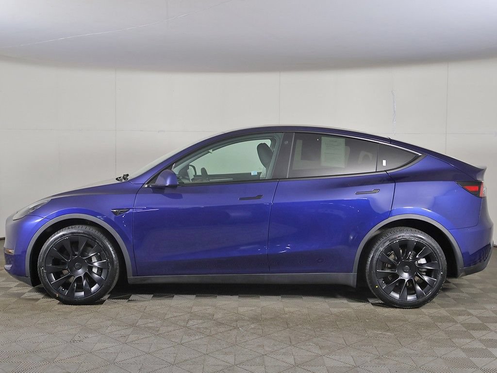 Used 2023 Tesla Model Y Long Range AWD/4WD image 17