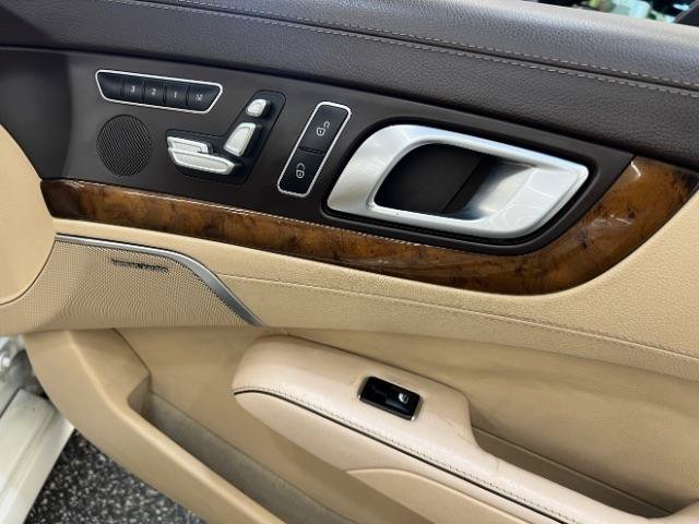 Used 2013 Mercedes-Benz SL 63 AMG image 34