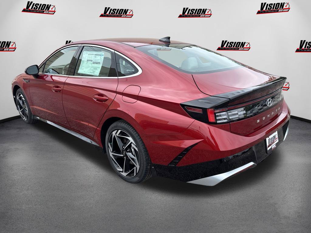 New 2026 Hyundai Sonata SEL FWD image 3