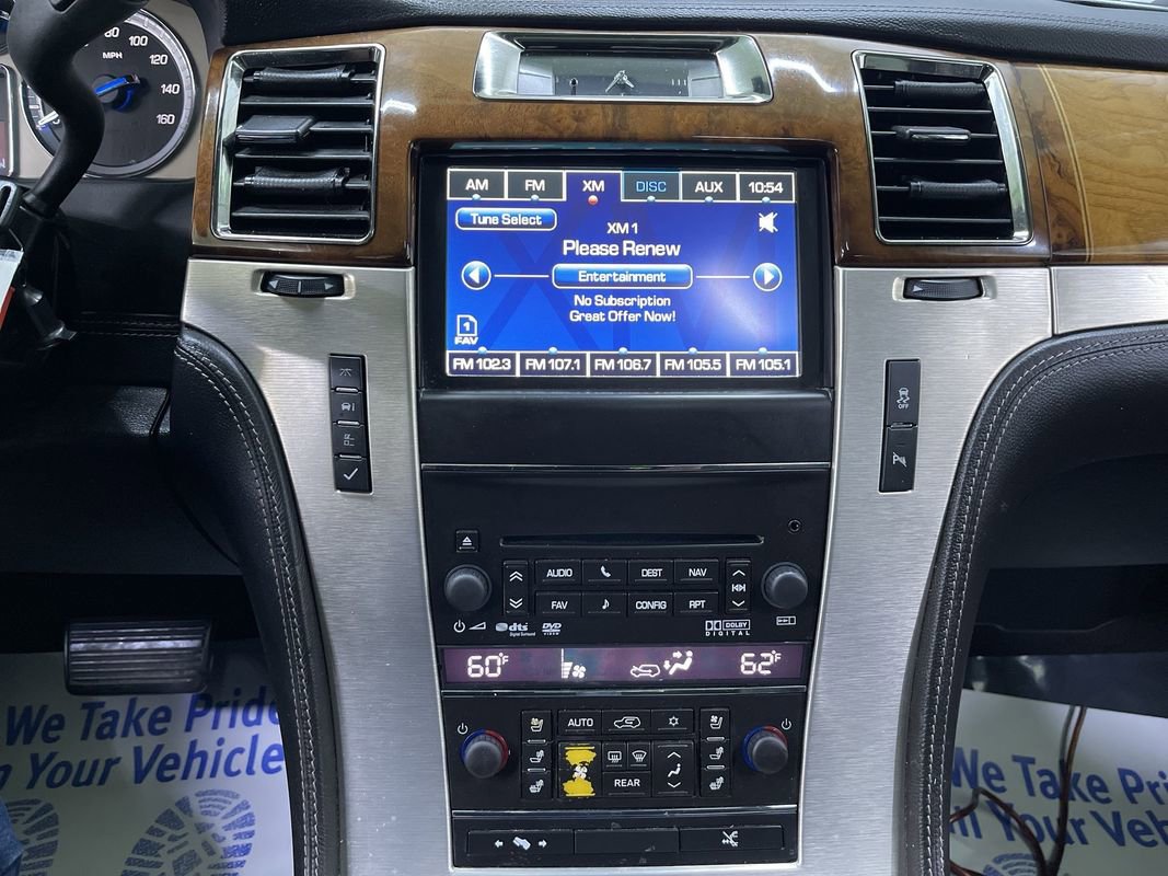 Used 2013 Cadillac Escalade Platinum image 21