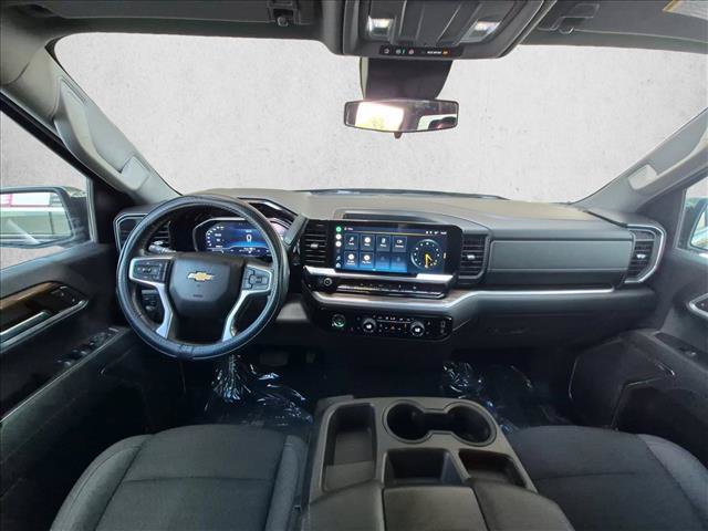 Used 2022 Chevrolet Silverado 1500 LT AWD/4WD image 17