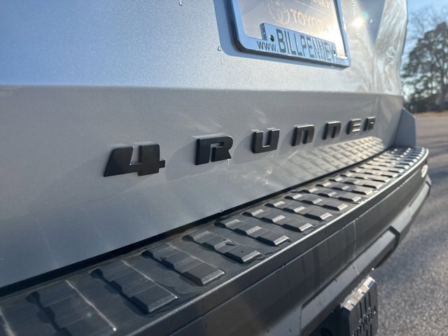 Used 2025 Toyota 4Runner SR5 image 21