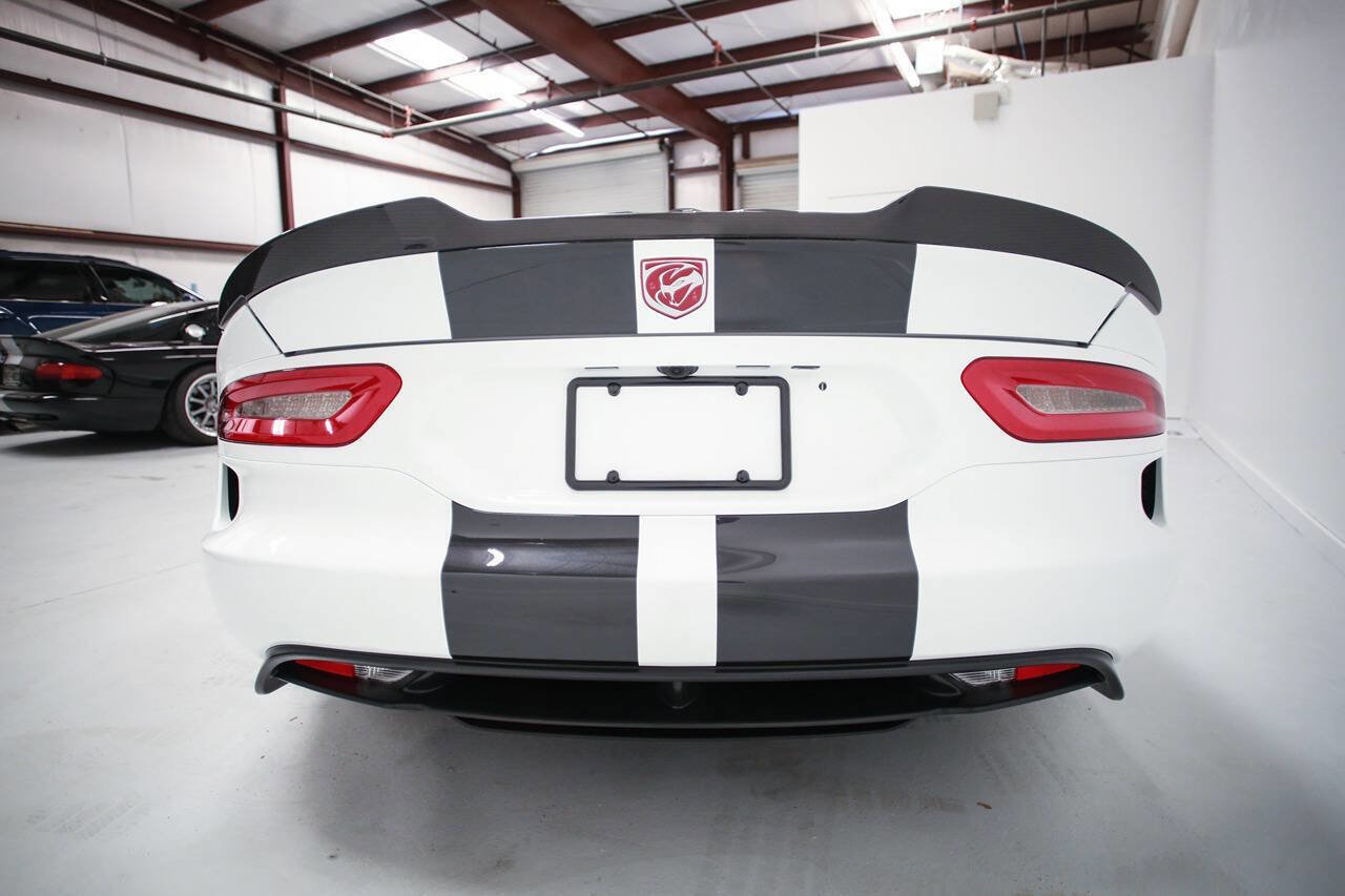 Used 2015 Dodge Viper w/ Quick Order Package 22J GT image 5