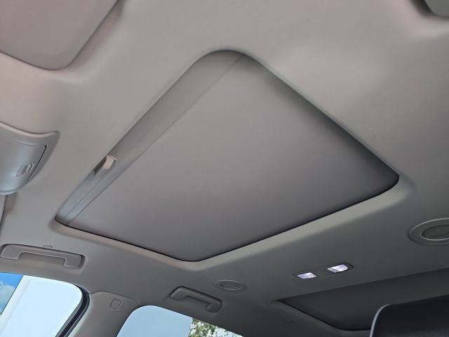 Certified 2019 Buick Enclave Avenir w/ Avenir Technology Package image 19